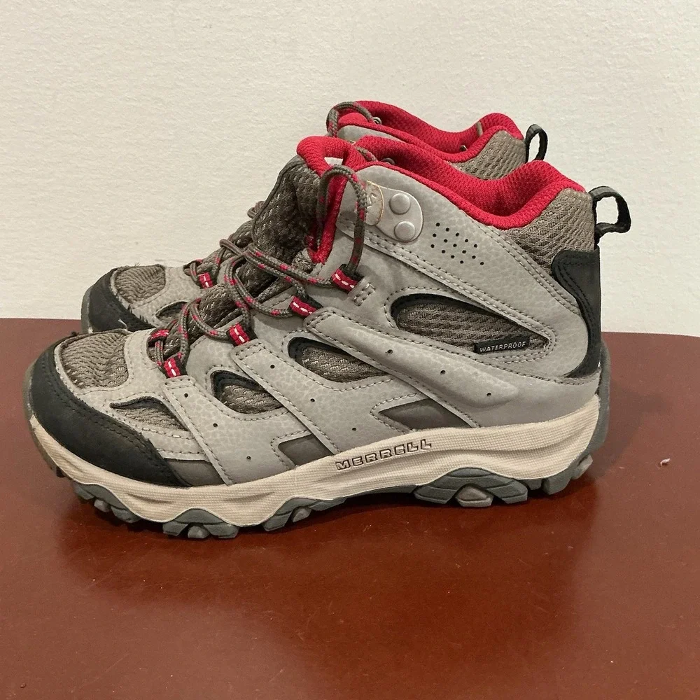 Merrell Moab 3 MK265701 Hiking Boot Kids Size 3.5 Boulder Grey/Red Waterproof